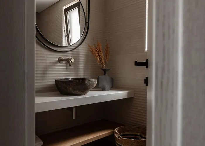 Eran Luxury With Private Pool & Sea Views, By Zantewize *