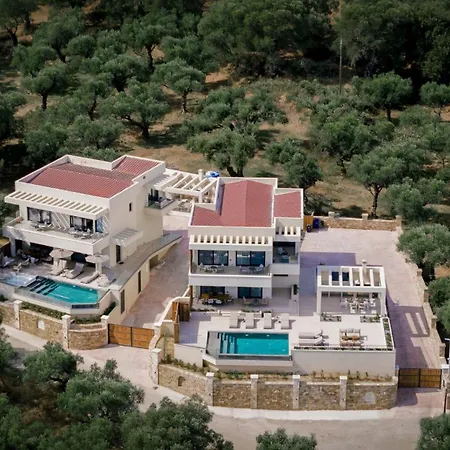Eran Luxury With Private Pool & Sea Views, By Zantewize