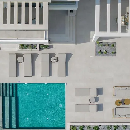 Eran Luxury With Private Pool & Sea Views, By Zantewize Willa
