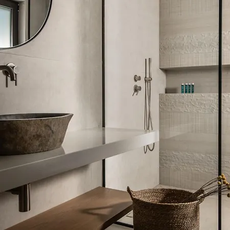 Eran Luxury With Private Pool & Sea Views, By Zantewize Villa *