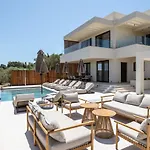 Villa Eran Luxury With Private Pool & Sea Views, By Zantewize Akrotiri (Zakynthos)