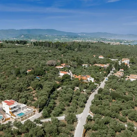 Eran Luxury With Private Pool & Sea Views, By Zantewize Villa