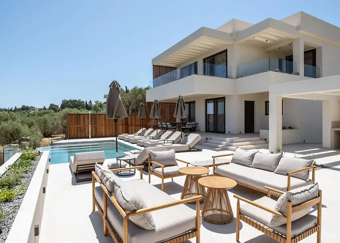 Villa Eran Luxury With Private Pool & Sea Views, By Zantewize Akrotiri (Zakynthos)