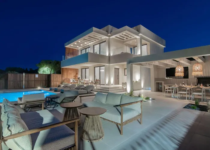 Villa Eran Luxury With Private Pool & Sea Views, By Zantewize Akrotiri (Zakynthos)