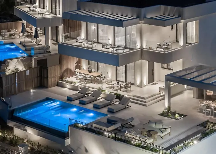 别墅 Eran Luxury With Private Pool & Sea Views, By Zantewize *