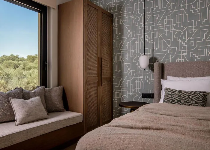 Eran Luxury With Private Pool & Sea Views, By Zantewize Villa
